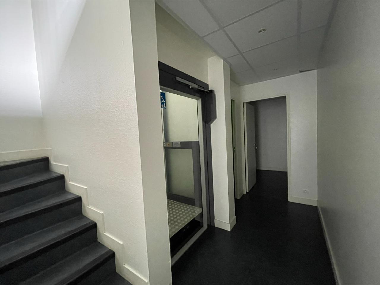 Bureau Saint-Grégoire 326m² Location bureau Saint-Grégoire Ille-et-Vilaine OLBUR2316028 7